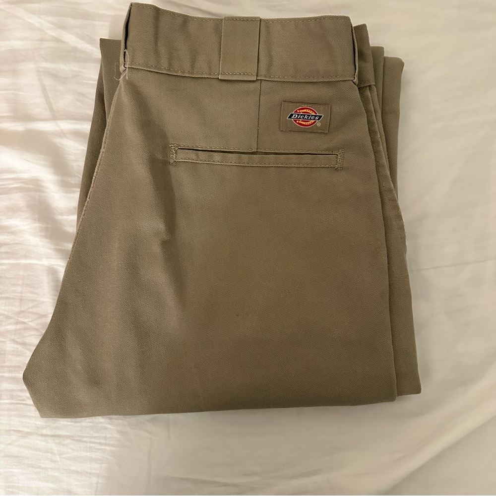 Dickies 874 Original fit pants khaki.
